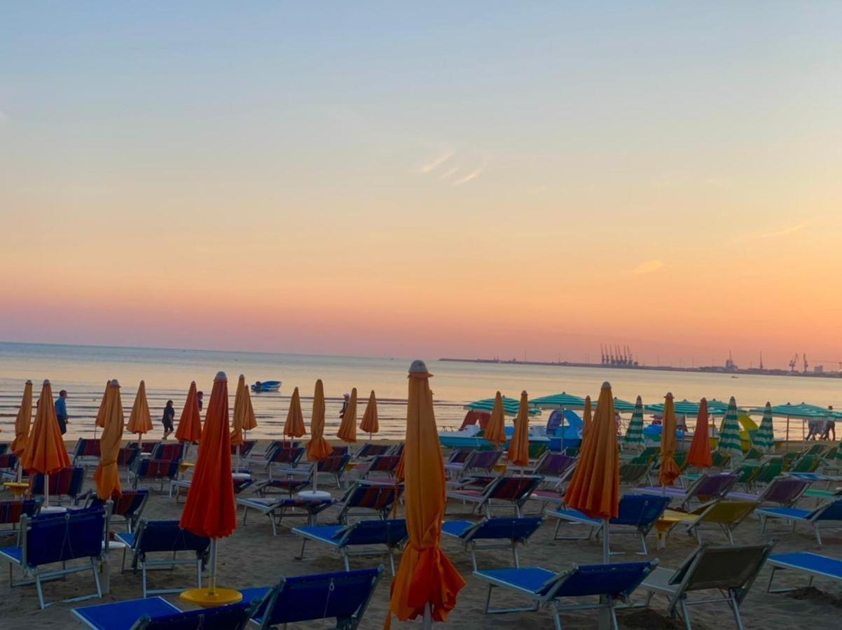 Hotel Vila Misiri Durres Ngoại thất bức ảnh