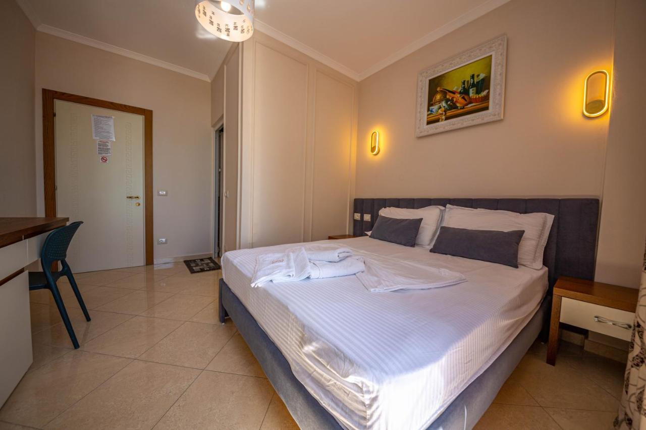 Hotel Vila Misiri Durres Ngoại thất bức ảnh